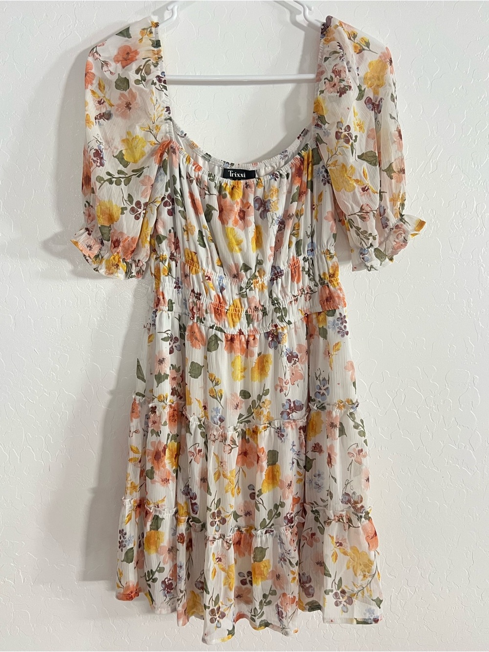 Trixxi White Floral Tiered Mini Dress